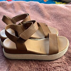 Sorel Tan Espadrille Platform Sandals